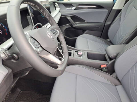 2025 Volkswagen Tiguan SE