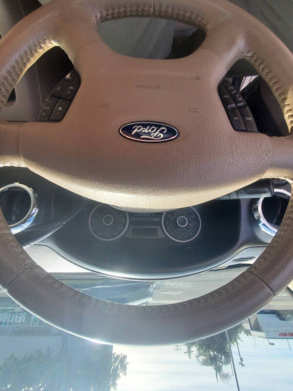 2005 Ford Expedition Eddie Bauer