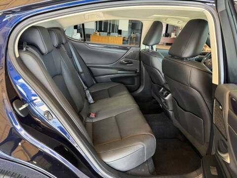2019 Lexus ES 350