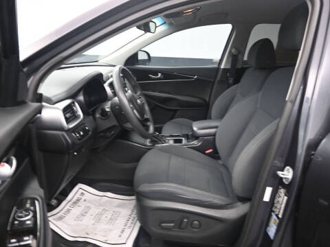 2019 Kia Sorento LX V6