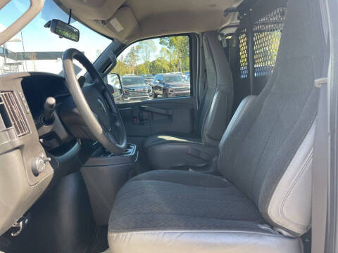 2023 GMC Savana 2500