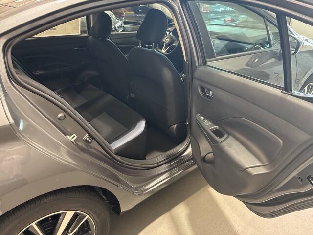 2025 Nissan Versa SV