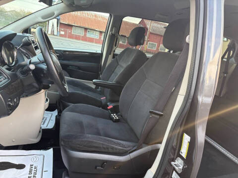 2015 Dodge Grand Caravan SXT Plus