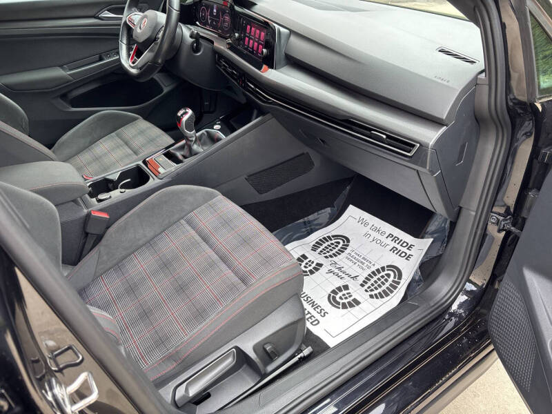 2022 Volkswagen Golf GTI S