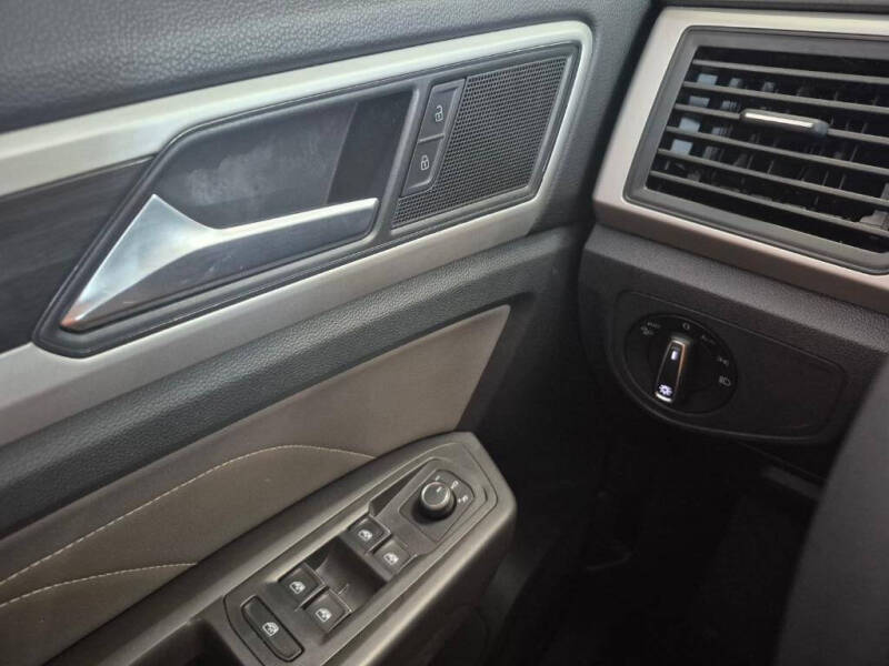 2022 Volkswagen Atlas SE