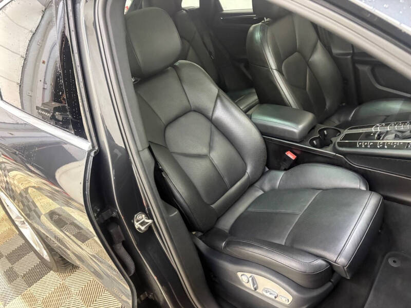 2017 Porsche Macan S