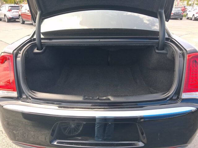 2019 Chrysler 300 Limited