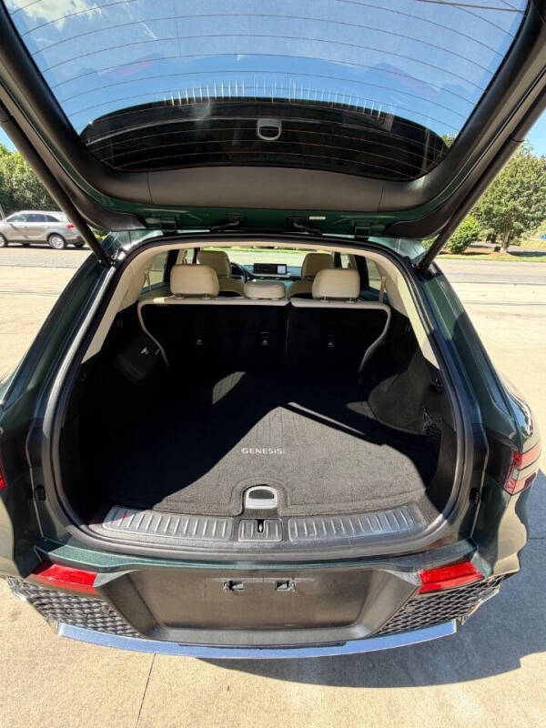 2022 Genesis GV70 2.5T Standard