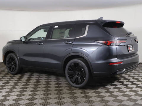 2026 Mitsubishi Outlander LE