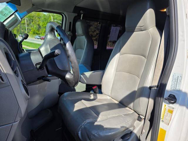 2010 Ford E-Series E-250