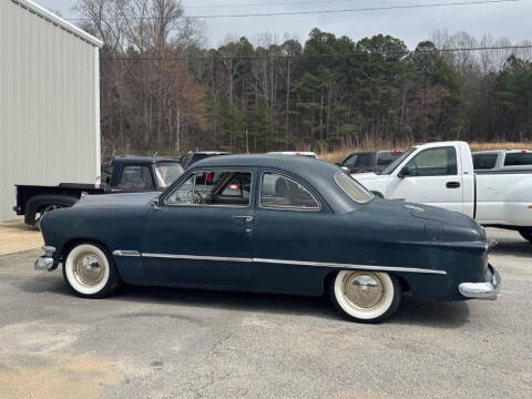 1950 Ford 2 DR Club Coupe