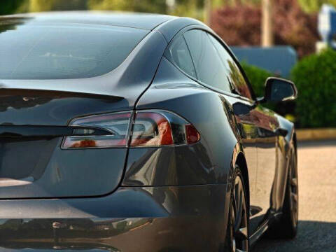 2021 Tesla Model S Plaid