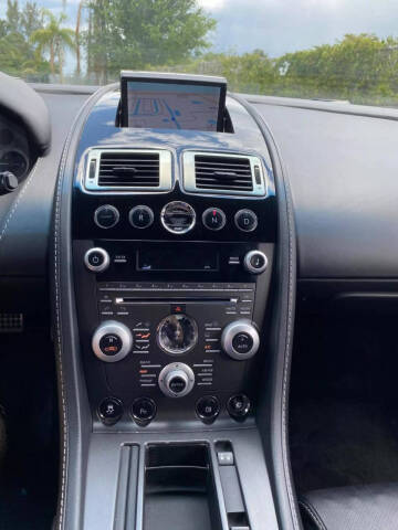 2011 Aston Martin V8 Vantage