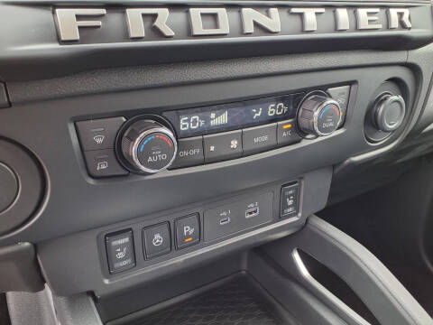 2026 Nissan Frontier SV