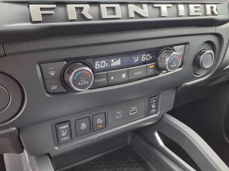 2026 Nissan Frontier SV