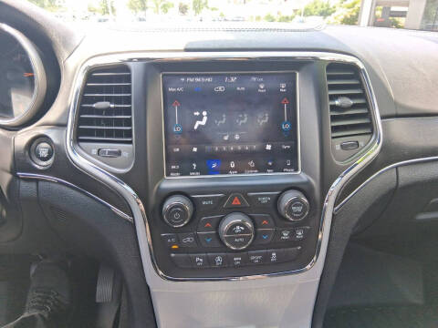 2018 Jeep Grand Cherokee Sterling Edition