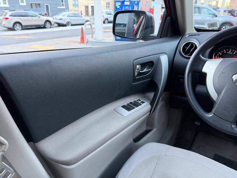 2014 Nissan Rogue Select S