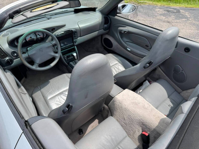 1999 Porsche 911 Carrera