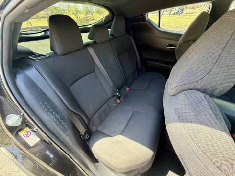 2019 Toyota C-HR LE