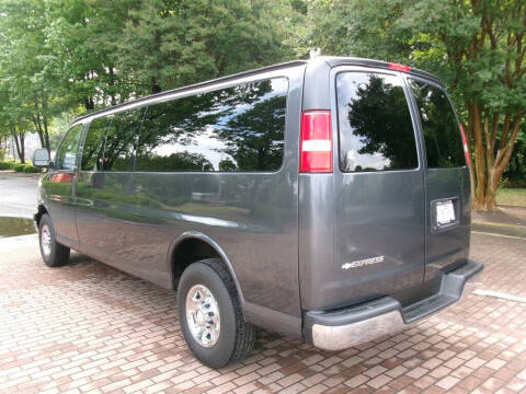 2017 Chevrolet Express LT 3500