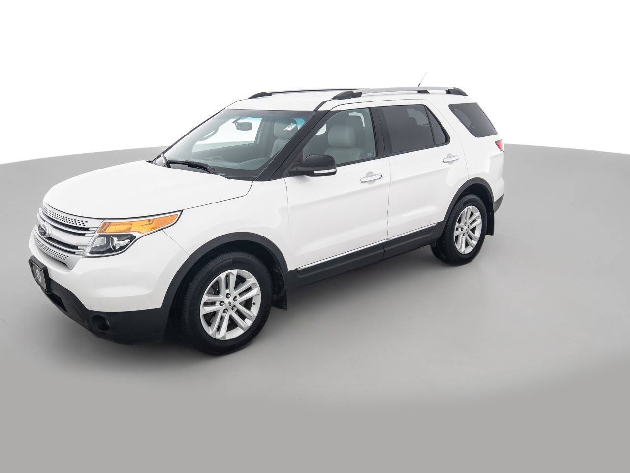 Used Car 2015 Ford Explorer  Xlt Awd 4dr Suv For Sale Under $10,000 In Coal City, Illinois