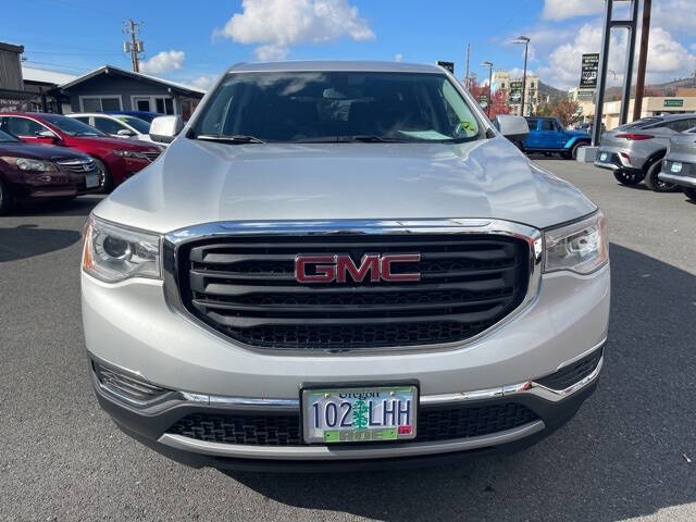 Used 2019 GMC Acadia SLE-1 with VIN 1GKKNRLS5KZ162432 for sale in Grants Pass, OR