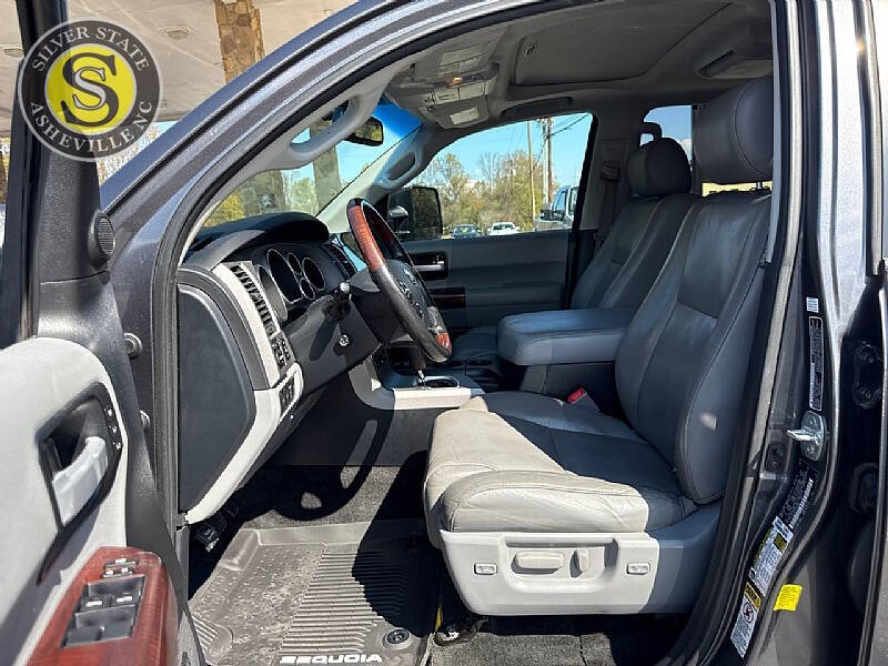 2012 Toyota Sequoia Platinum