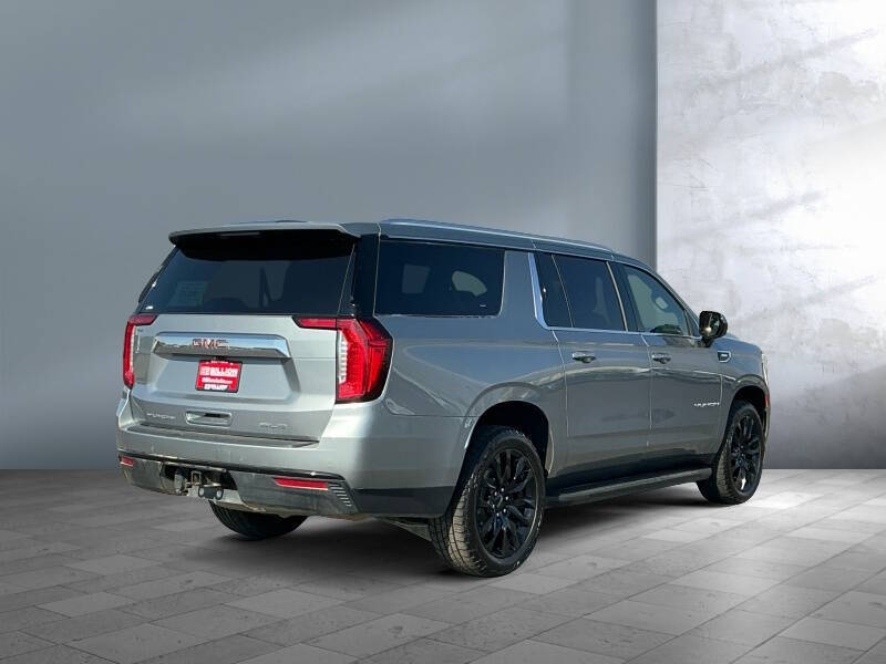 2024 GMC Yukon XL SLE