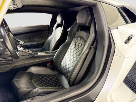2017 Lamborghini Aventador LP 700-4