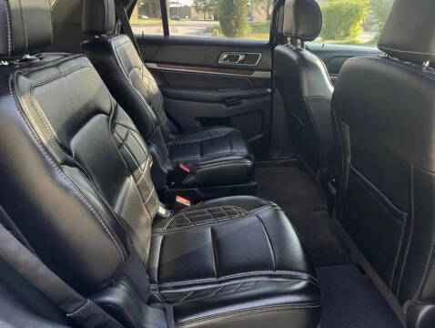 2017 Ford Explorer Platinum