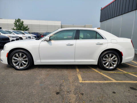 2021 Chrysler 300 Touring L