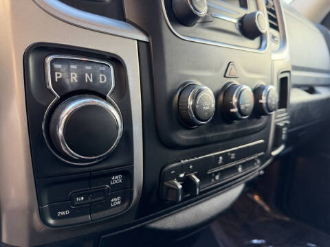 2015 RAM 1500 SLT
