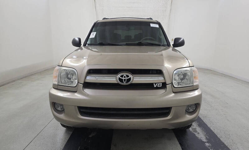 2005 Toyota Sequoia SR5