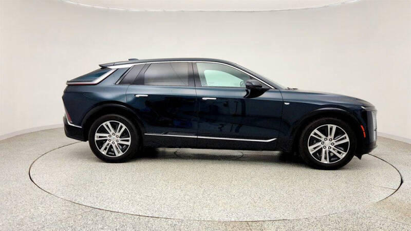 2024 Cadillac LYRIQ Tech