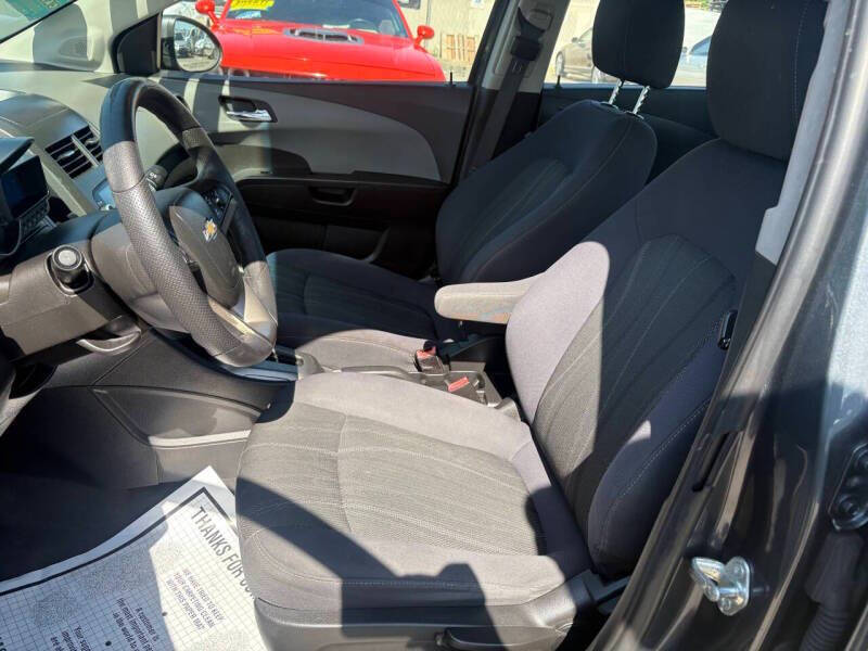 2013 Chevrolet Sonic LT Auto