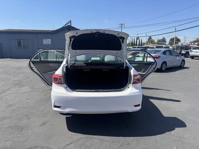 2012 Toyota Corolla LE
