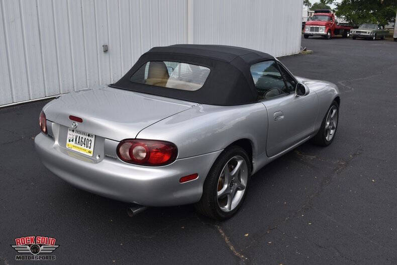 2002 Mazda MX-5 Miata