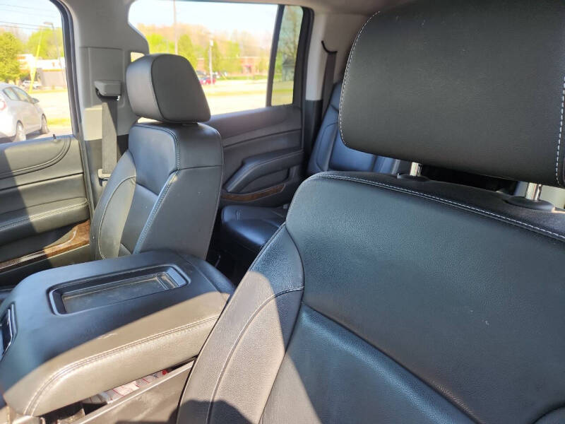2019 Chevrolet Suburban LT