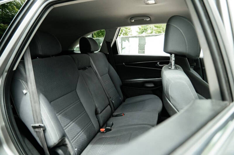 2017 Kia Sorento LX