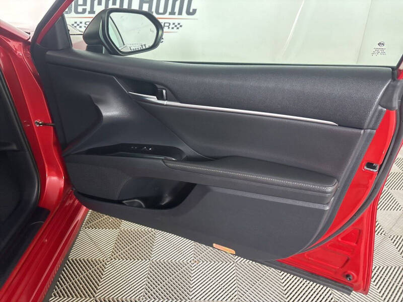 2020 Toyota Camry XSE