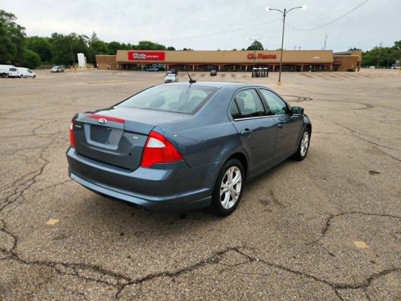 2012 Ford Fusion SE