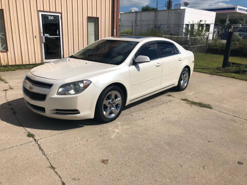 2010 Chevrolet Malibu for sale at Walker Motors in Muncie IN