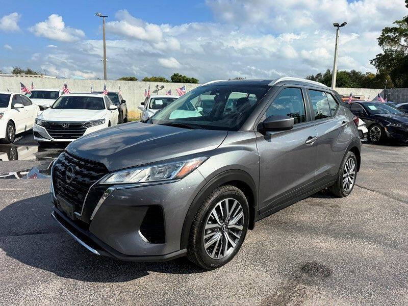 2022 Nissan Kicks SV