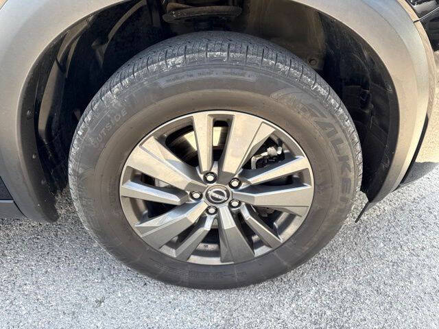 2022 Nissan Pathfinder S
