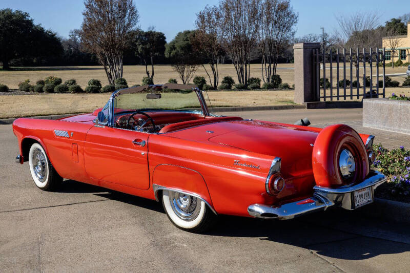 1956 Ford Thunderbird