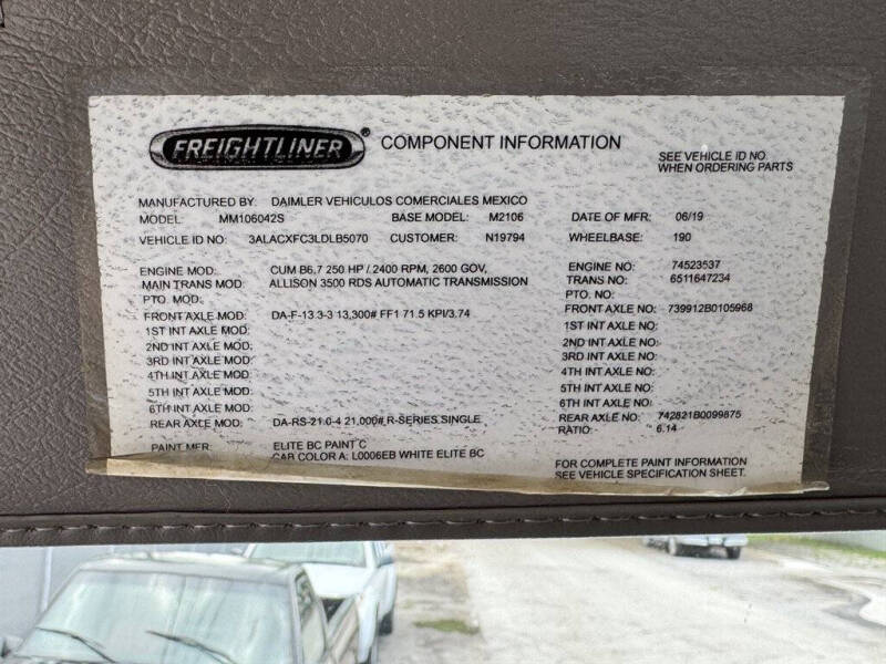 2020 Freightliner M2 106