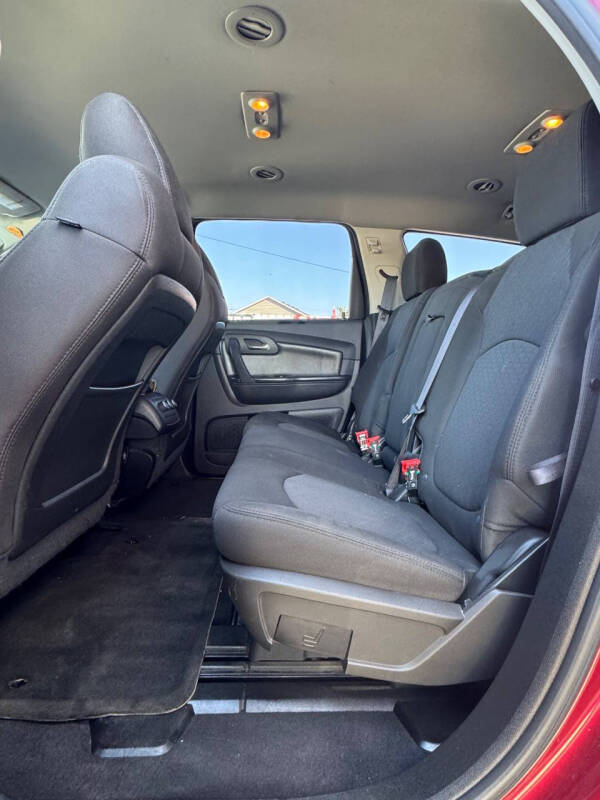 2011 Chevrolet Traverse LT