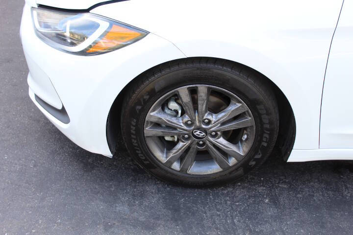 2018 Hyundai Elantra