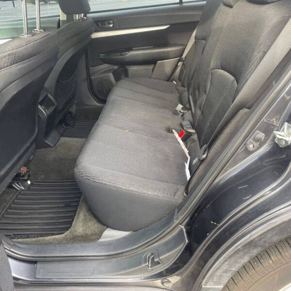 2012 Subaru Outback 2.5i