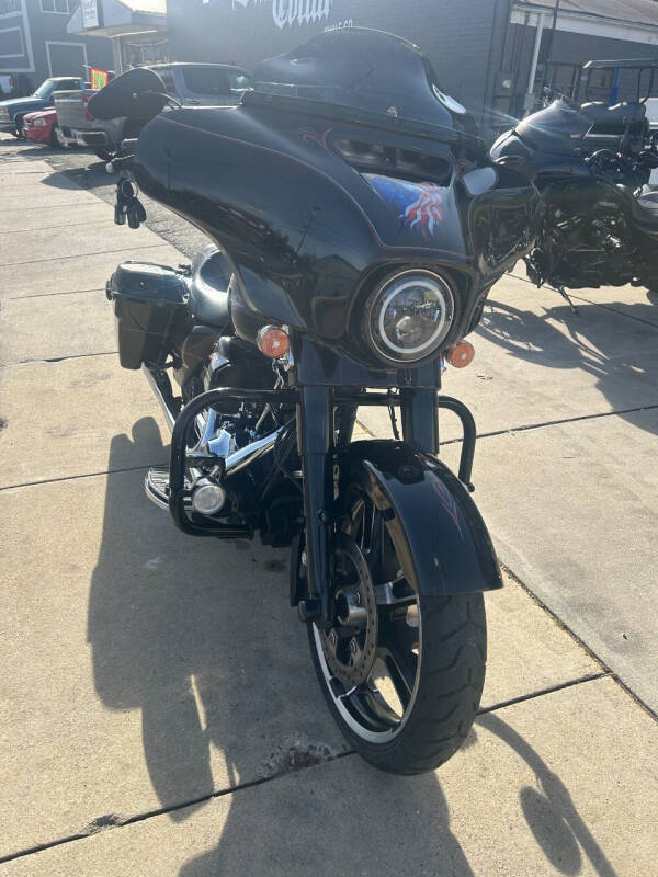 2014 Harley-Davidson Street Glide FLHX